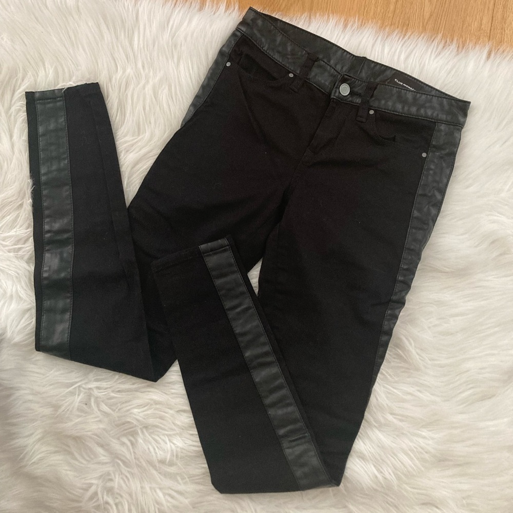 Club Monaco Black Pants with Faux Leather - Size 2 - Black